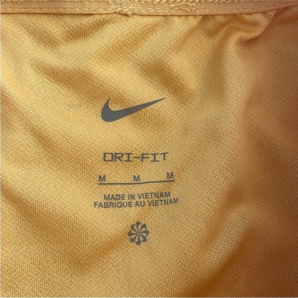 Nike Dri-Fit Size Medium Yellow Clash Tempo Shorts. - Picture 5 of 7
